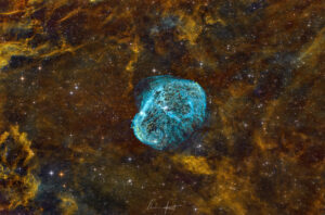NGC 6888 Crescent nebula